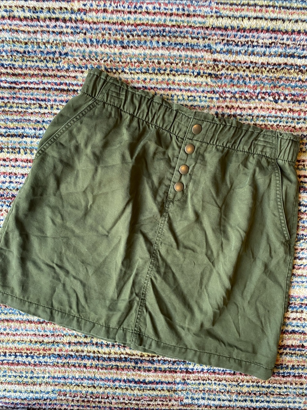 LOFT Olive Green Elastic Waist Skirt